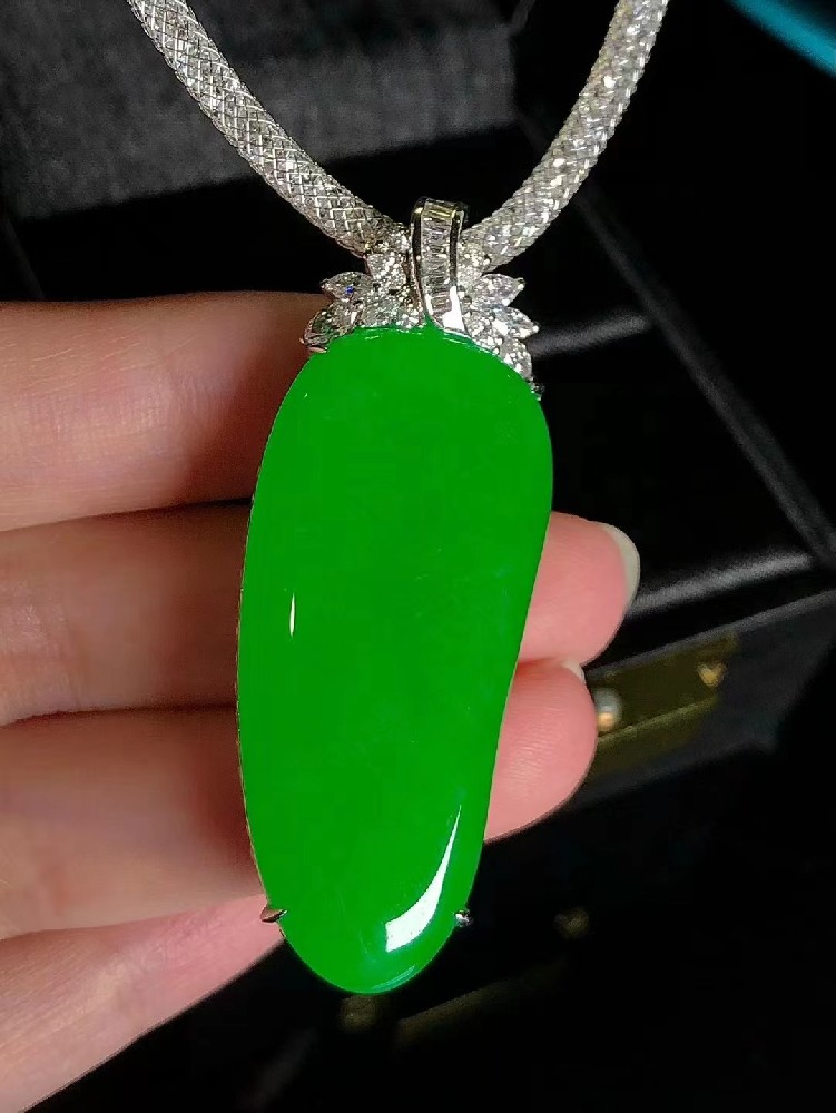 翡翠吊坠选购有什么技巧?